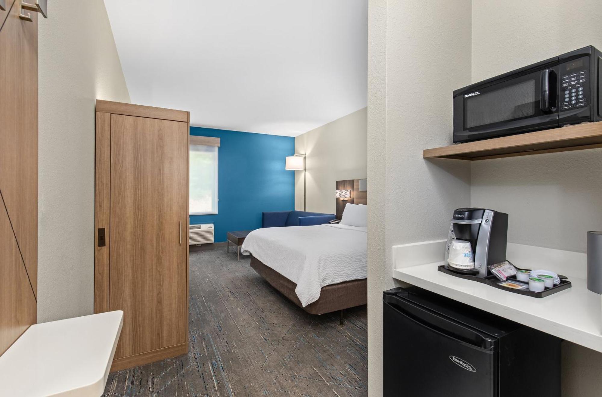 Holiday Inn Express Hurricane Mills Waverly By Ihg Extérieur photo