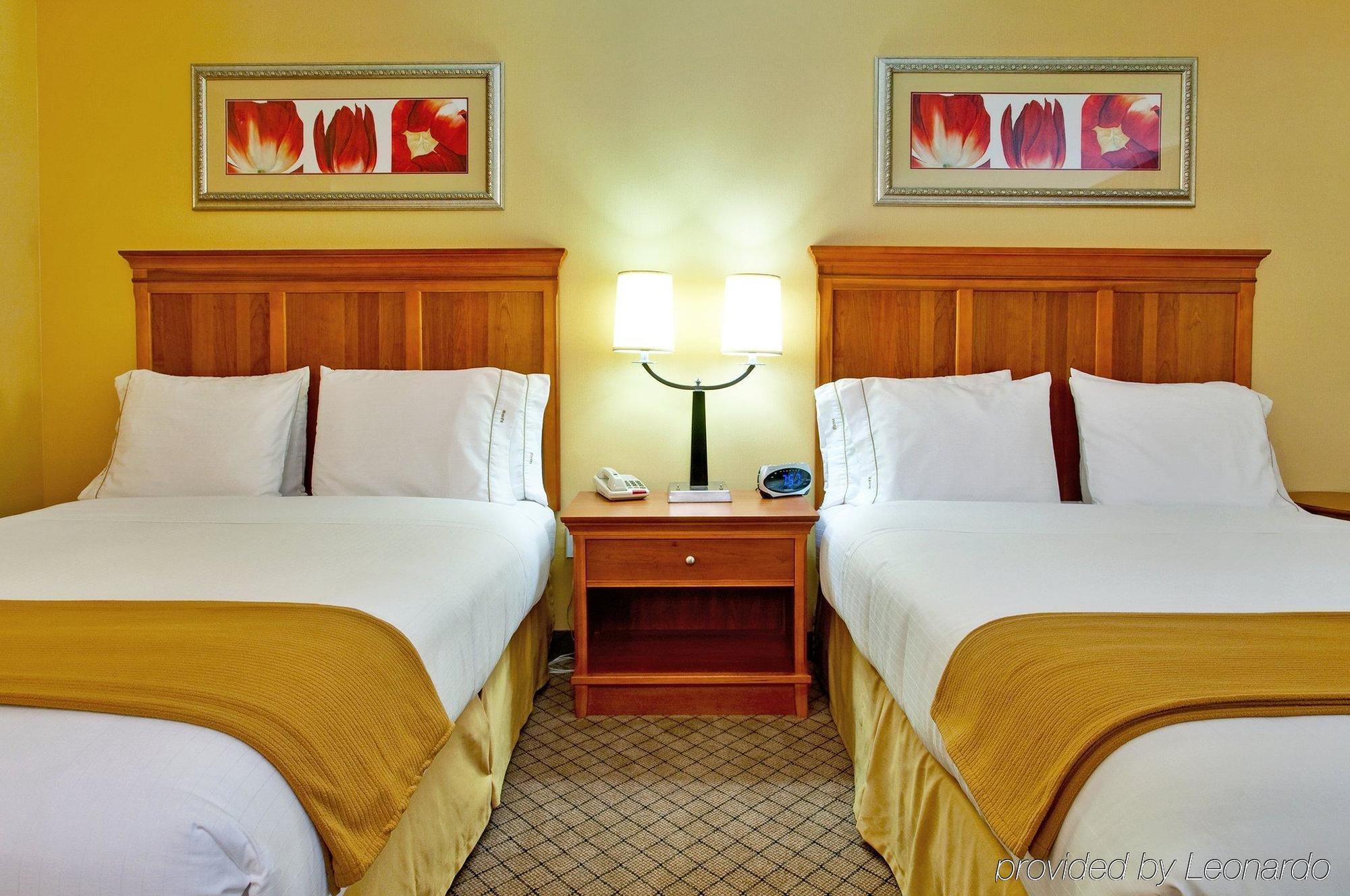 Holiday Inn Express Hurricane Mills Waverly By Ihg Extérieur photo