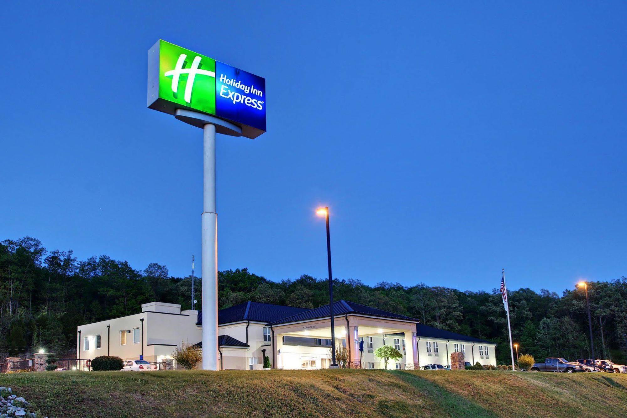 Holiday Inn Express Hurricane Mills Waverly By Ihg Extérieur photo