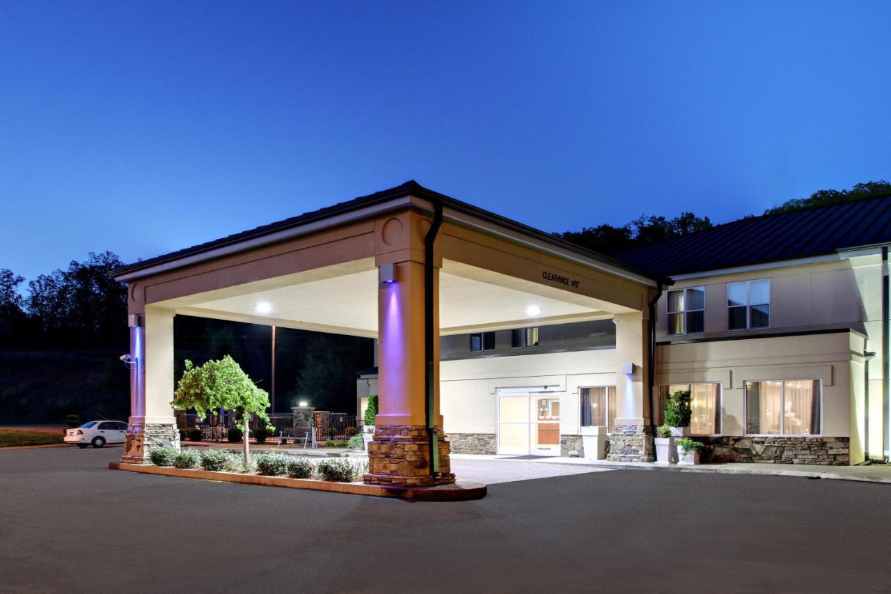 Holiday Inn Express Hurricane Mills Waverly By Ihg Extérieur photo